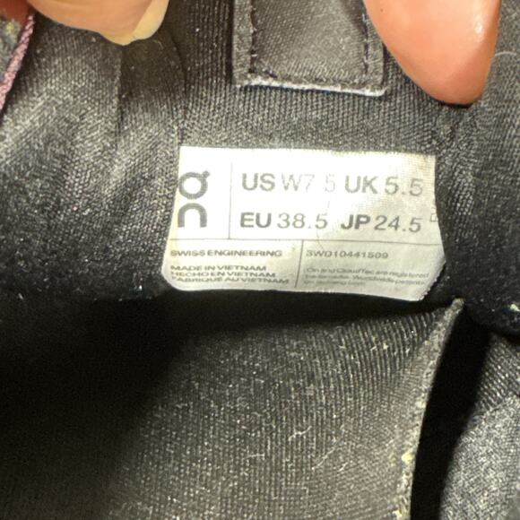 On Cloudsurfer 3WD10441509 Black Cobalt Running Shoes Sneakers Women's Size 7.5 - Picture 11 of 11